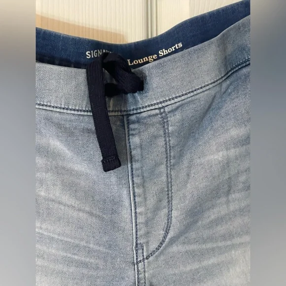 Signature by Levi Strauss Lounge Stretch Jean Shorts Casual Style Size 10/30W - Picture 4 of 10